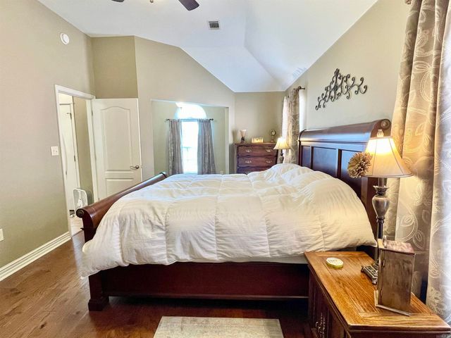 129 Pleasantwood Drive, Maumelle, AR 72113