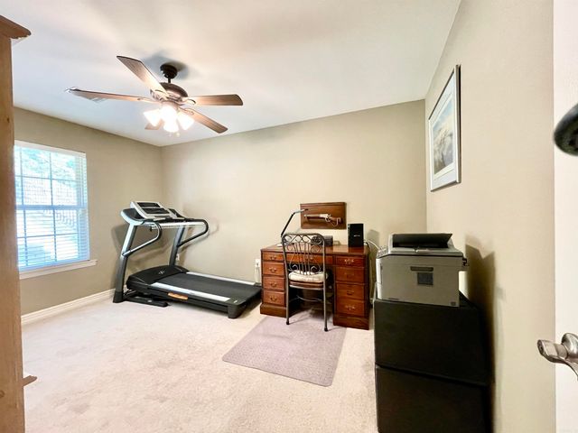 129 Pleasantwood Drive, Maumelle, AR 72113