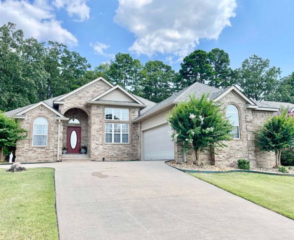 129 Pleasantwood Drive, Maumelle, AR 72113