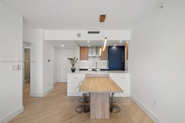 3020 NE 32nd Ave 612, Fort Lauderdale, FL 33308