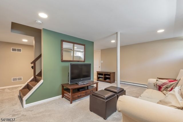 75 Hillside Ave, Berkeley Heights Twp., NJ 07922