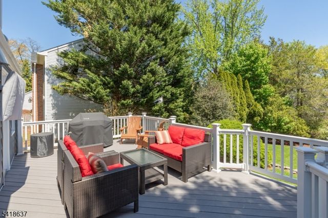 75 Hillside Ave, Berkeley Heights Twp., NJ 07922