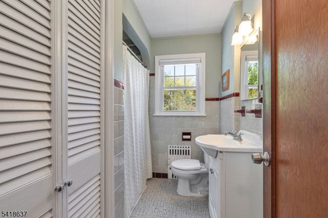 75 Hillside Ave, Berkeley Heights Twp., NJ 07922