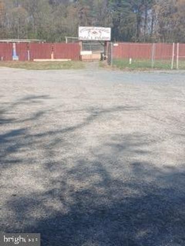 26511 LOVEVILLE RD, Mechanicsville, MD 20659