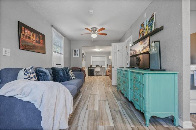 3027 BURLINGTON AVENUE N, St Petersburg, FL 33713