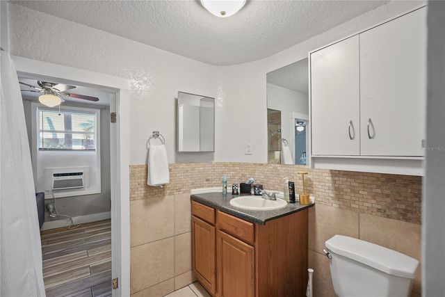 3027 BURLINGTON AVENUE N, St Petersburg, FL 33713