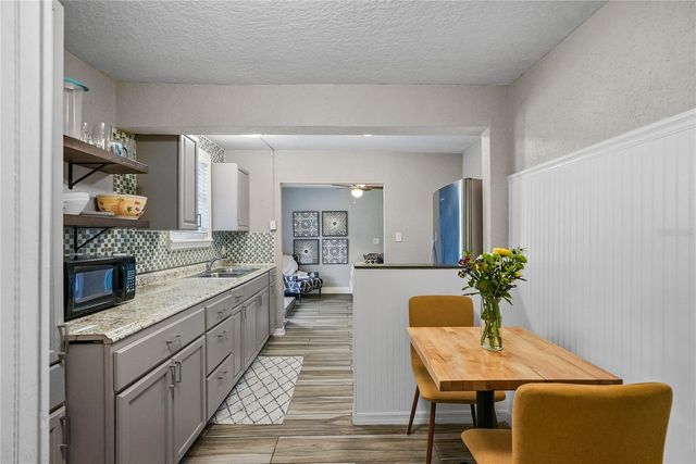 3027 BURLINGTON AVENUE N, St Petersburg, FL 33713