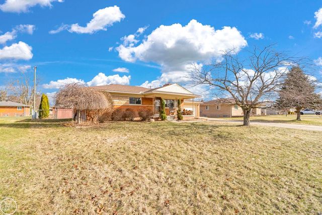 8133 Southfield Drive, Shelby Twp, MI 48316