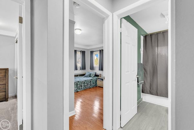 8133 Southfield Drive, Shelby Twp, MI 48316