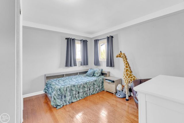 8133 Southfield Drive, Shelby Twp, MI 48316