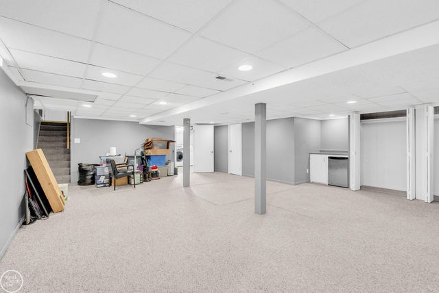 8133 Southfield Drive, Shelby Twp, MI 48316