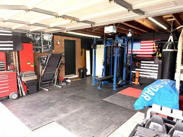 8133 Southfield Drive, Shelby Twp, MI 48316