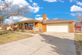 8133 Southfield Drive, Shelby Twp, MI 48316