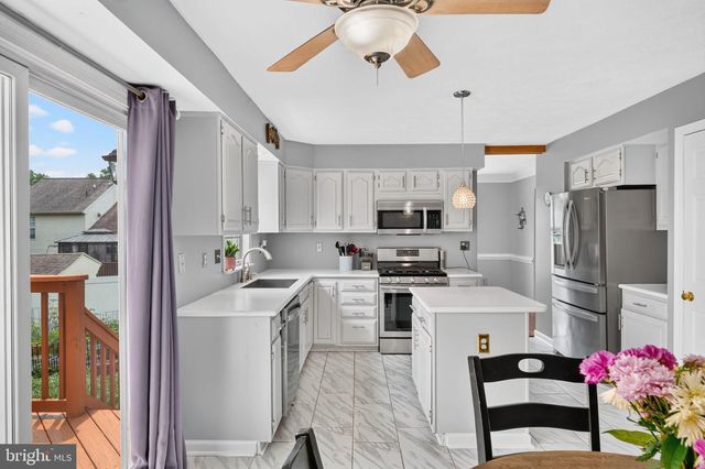 122 TORINGTON WAY, Newark, DE 19702