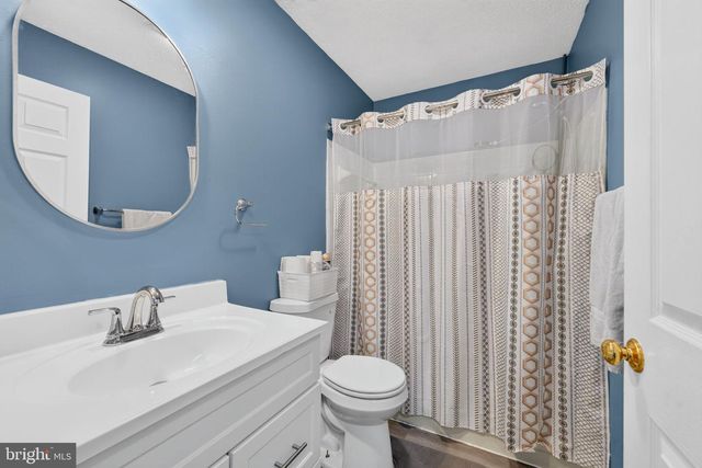 122 TORINGTON WAY, Newark, DE 19702