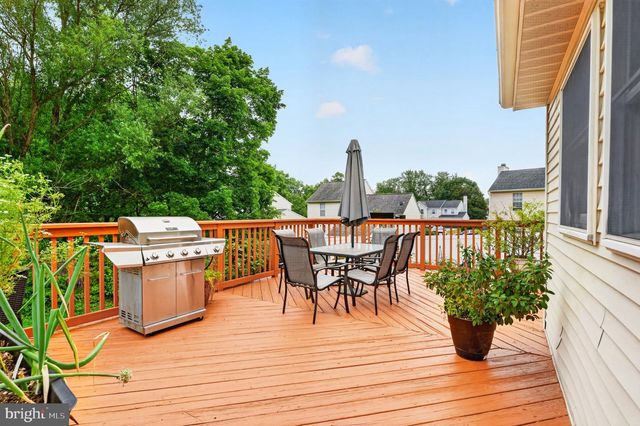 122 TORINGTON WAY, Newark, DE 19702