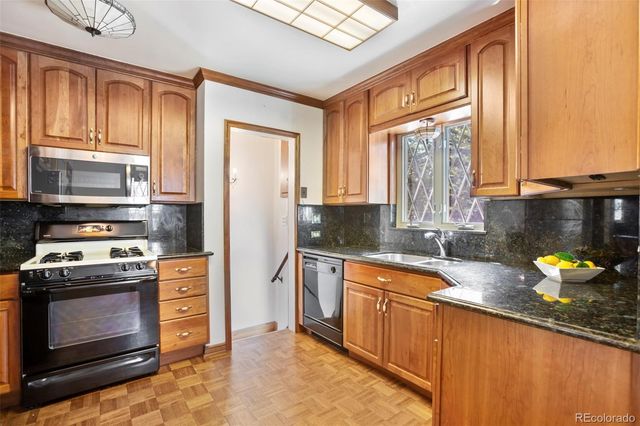 1651 Niagara Street, Denver, CO 80220