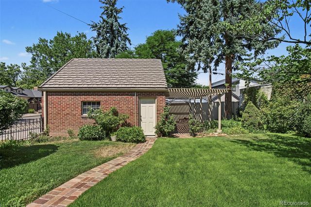1651 Niagara Street, Denver, CO 80220