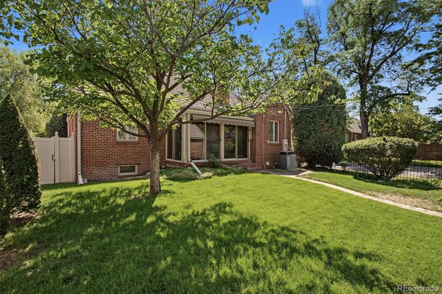 1651 Niagara Street, Denver, CO 80220