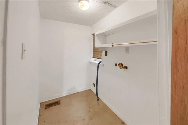 6950 Dodd Road, Riverdale, GA 30296