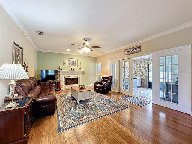 1951 GREEN MEADOW LANE, Orlando, FL 32825