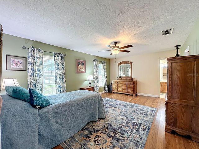 1951 GREEN MEADOW LANE, Orlando, FL 32825