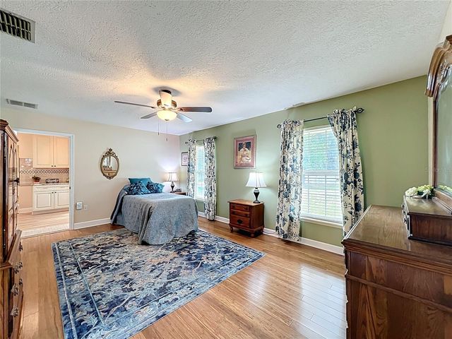 1951 GREEN MEADOW LANE, Orlando, FL 32825