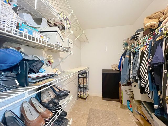 1951 GREEN MEADOW LANE, Orlando, FL 32825