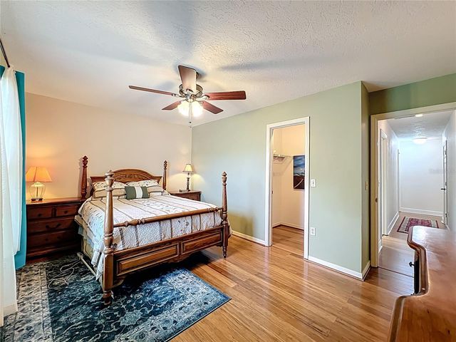 1951 GREEN MEADOW LANE, Orlando, FL 32825