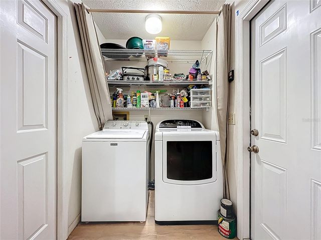 1951 GREEN MEADOW LANE, Orlando, FL 32825