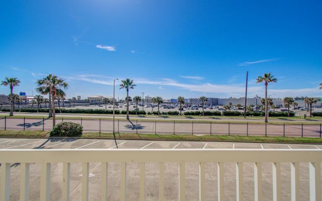 6300 Seawall Boulevard 9121, Galveston, TX 77551