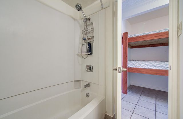 6300 Seawall Boulevard 9121, Galveston, TX 77551