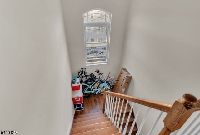 327 S Park St, Elizabeth City, NJ 07206