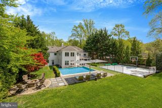 2850 ROSEMARY LN, Falls Church, VA 22042