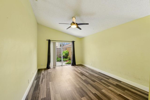 7330 Flores Way, Margate, FL 33063