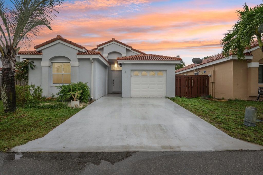 7330 Flores Way, Margate, FL 33063