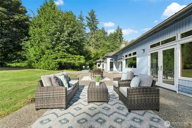25725 NE 80th Street, Redmond, WA 98053