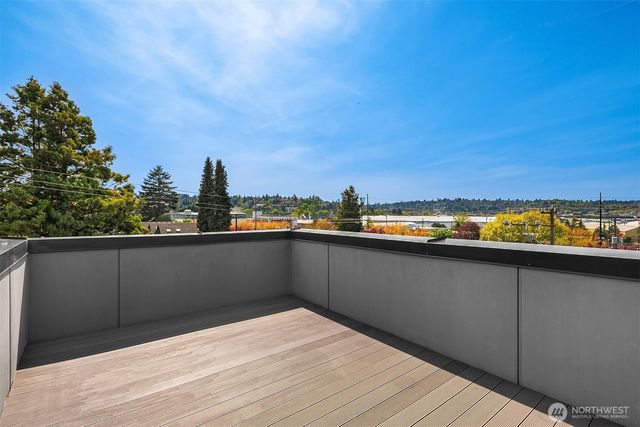 518 NW Bright Street, Seattle, WA 98107