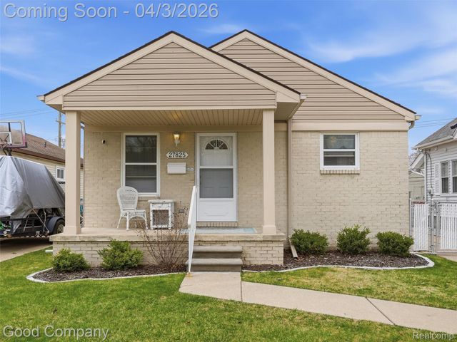 27825 Kaufman Street, Roseville, MI 48066