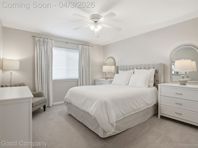 27825 Kaufman Street, Roseville, MI 48066