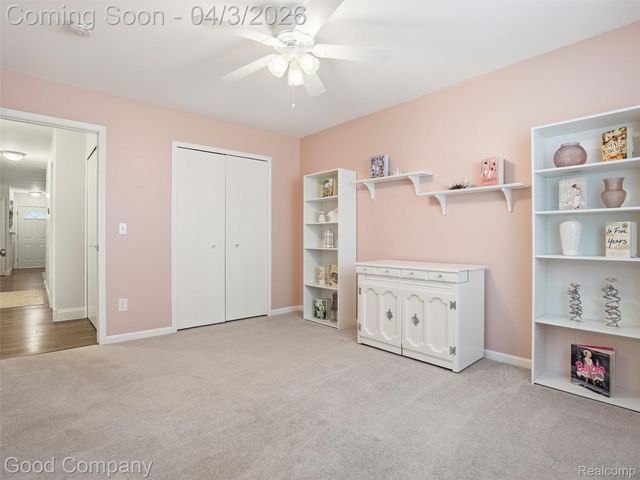 27825 Kaufman Street, Roseville, MI 48066