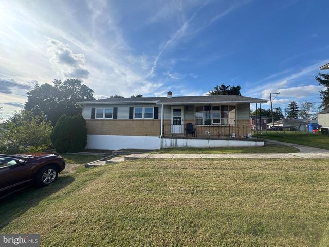 1009 MAIN ST, Harrisburg, PA 17113