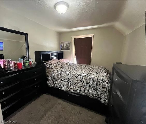 2135 W 96th Street, Cleveland, OH 44102