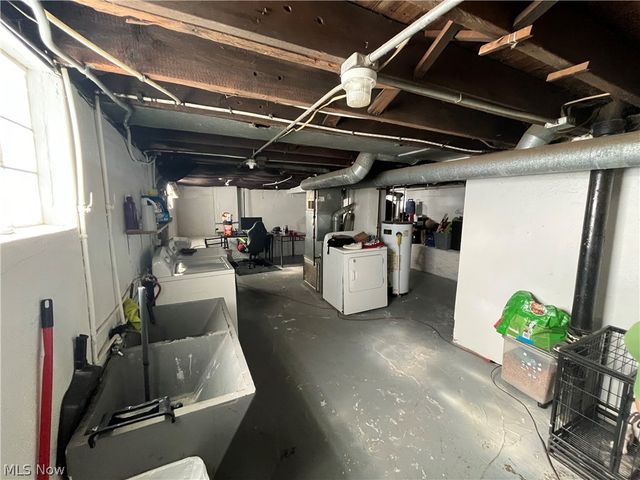 2135 W 96th Street, Cleveland, OH 44102
