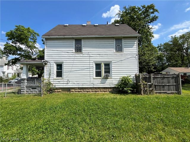 2135 W 96th Street, Cleveland, OH 44102