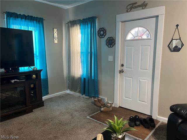 2135 W 96th Street, Cleveland, OH 44102