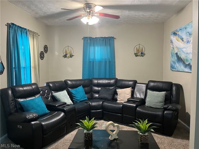 2135 W 96th Street, Cleveland, OH 44102