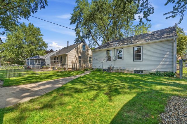 5732 41st Avenue S, Minneapolis, MN 55417