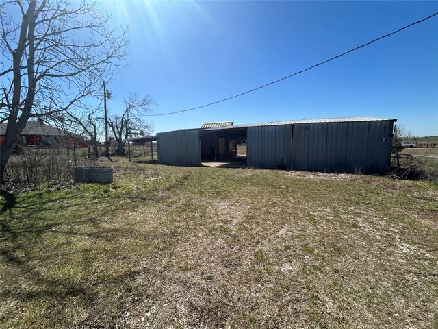 20406 Wilson RD B, Coupland, TX 78615
