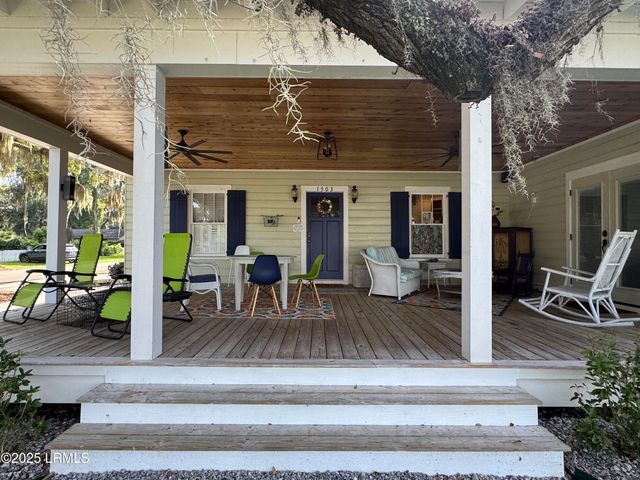 1503 Paris Avenue, Port Royal, SC 29935